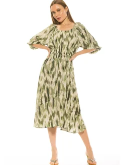 Emily Scoop Neck Dress